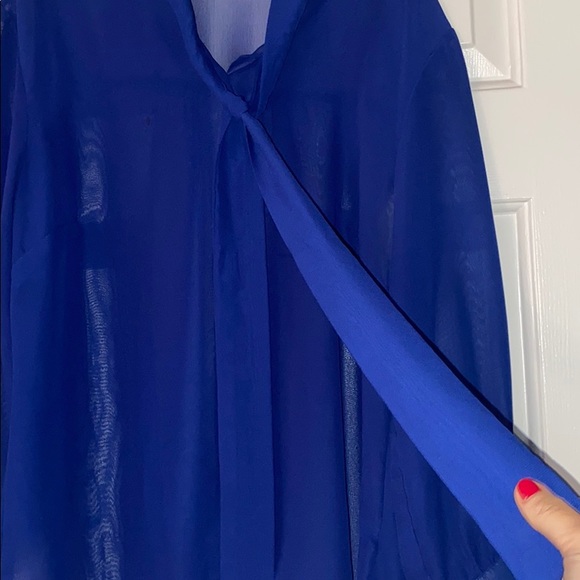 Blouse - Picture 2 of 3